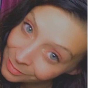 Meet your Posher, Kendra